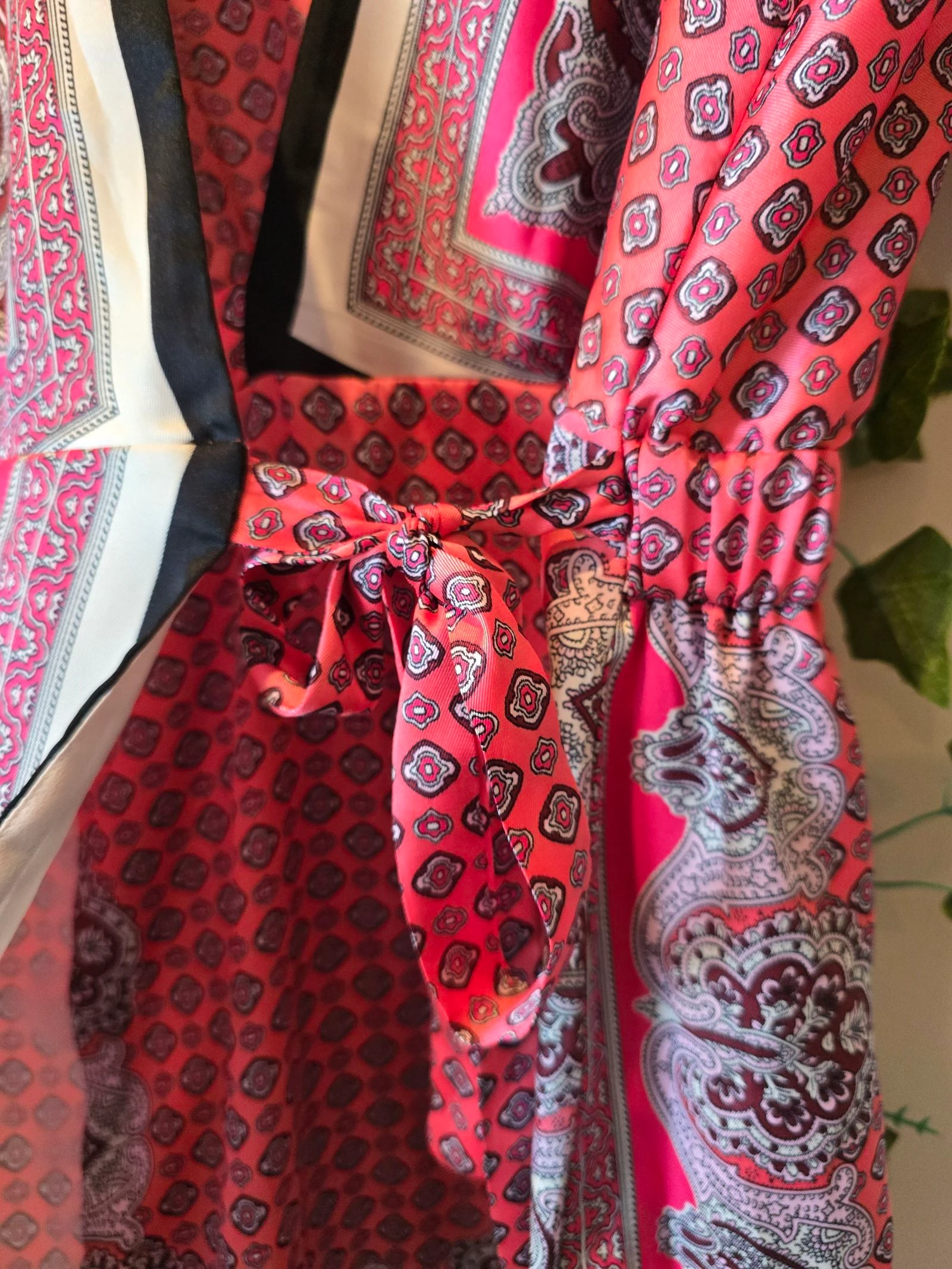 Satijnen kimono-stijl jurk van Zara -maat XS – photo 5